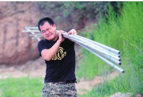 節約開支，自己搬運